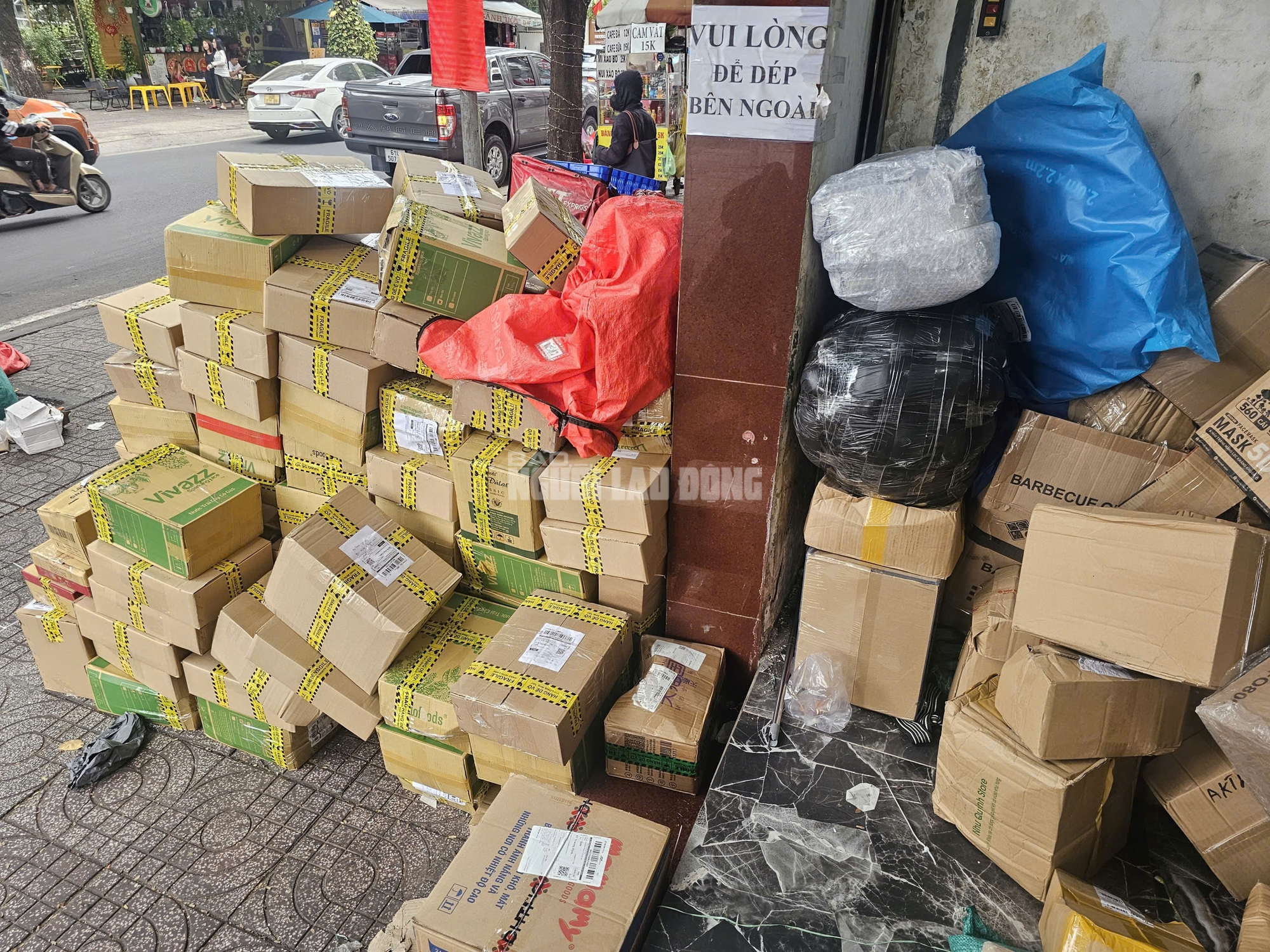 Những lưu &yacute; quan trọng khi mua h&agrave;ng online, gửi chuyển ph&aacute;t nhanh dịp cận Tết- Ảnh 3.