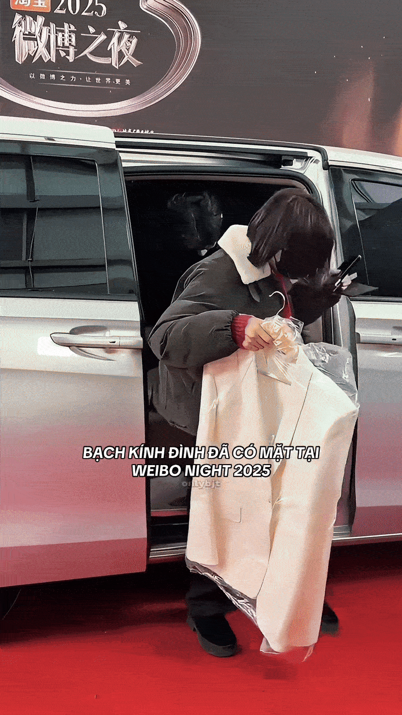 Phải c&oacute; th&ugrave; với stylist mới mặc xấu cỡ n&agrave;y: 1m83 nh&igrave;n c&ograve;n 1 mẩu, vừa sến vừa qu&ecirc; cũng d&aacute;m ra đường- Ảnh 1.