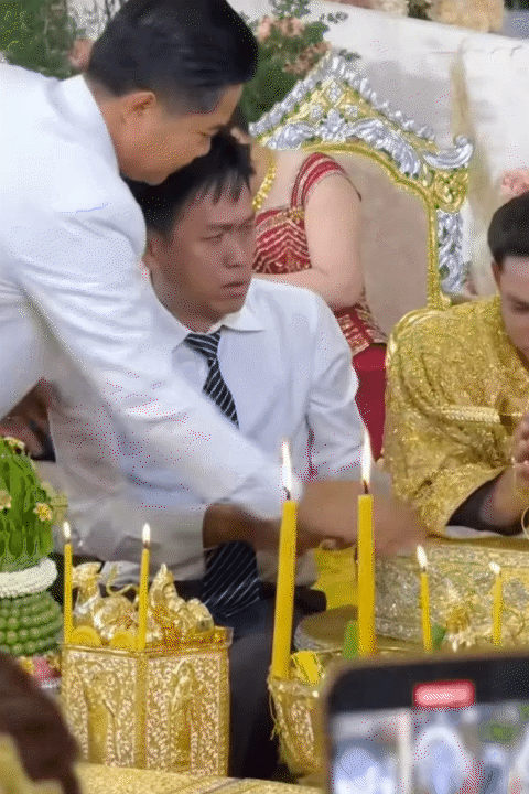 Ng&atilde; ngửa trước h&igrave;nh ảnh sau đ&aacute;m cưới của ch&uacute; rể Campuchia lấy vợ T&acirc;y Ninh: "Tổng t&agrave;i" ngh&igrave;n tỷ sao lại thế n&agrave;y?- Ảnh 18.