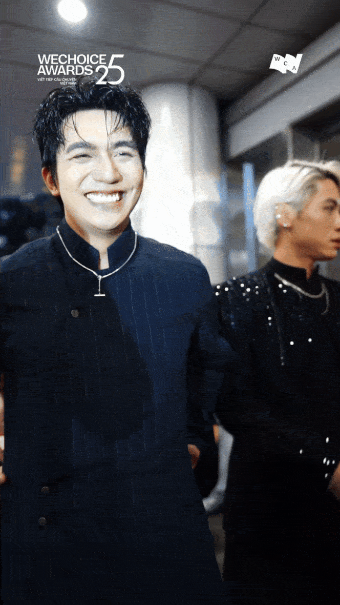 D&agrave;n sao Mưa Đỏ khoe visual ch&aacute;y kh&eacute;t tr&ecirc;n thảm đỏ WeChoice Awards 2025, Steven Nguyễn chấp hết mọi cam thường- Ảnh 8.
