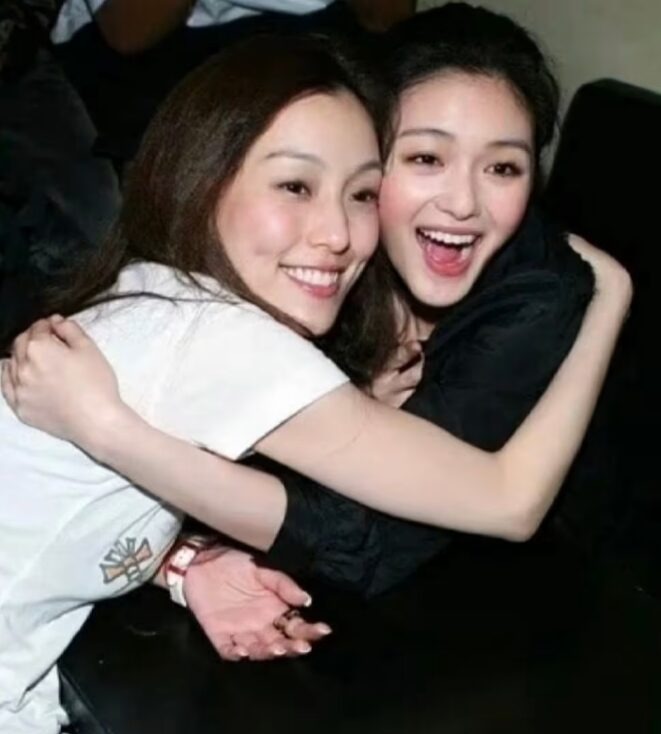 Bạn th&acirc;n Từ Hy Vi&ecirc;n bị d&acirc;n t&igrave;nh phản ứng dữ dội- Ảnh 2.