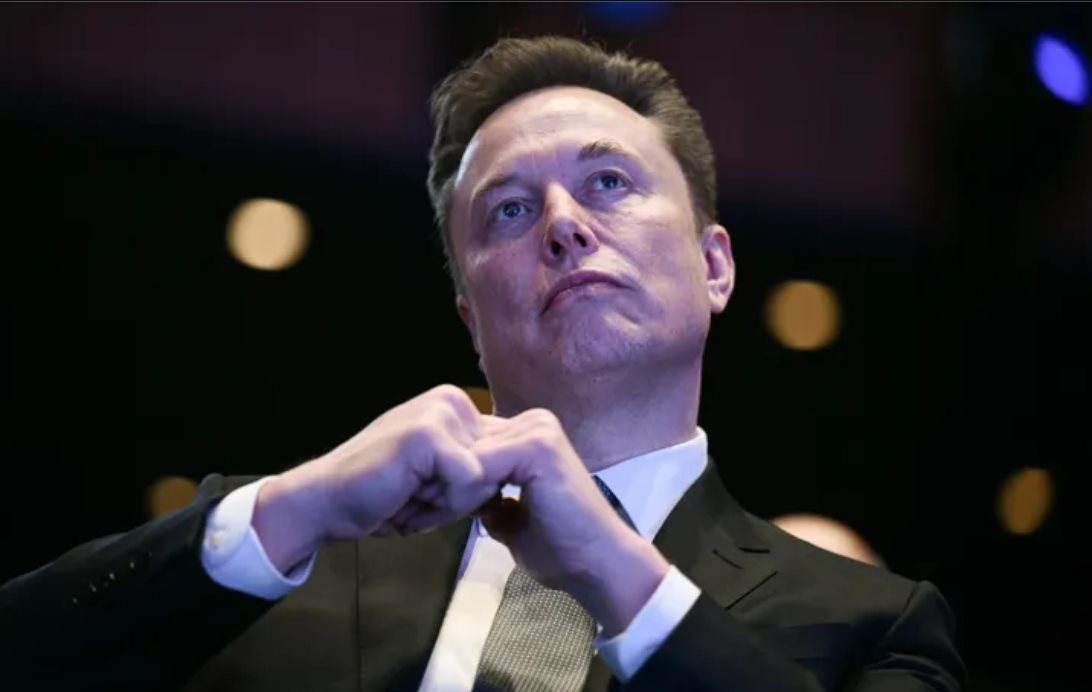 Tỷ ph&uacute; Elon Musk ti&ecirc;n đo&aacute;n thế giới cũ sắp kh&eacute;p lại, một 'cơn s&oacute;ng thần si&ecirc;u nhanh' c&oacute; thể thay đổi tương lai nh&acirc;n loại- Ảnh 1.