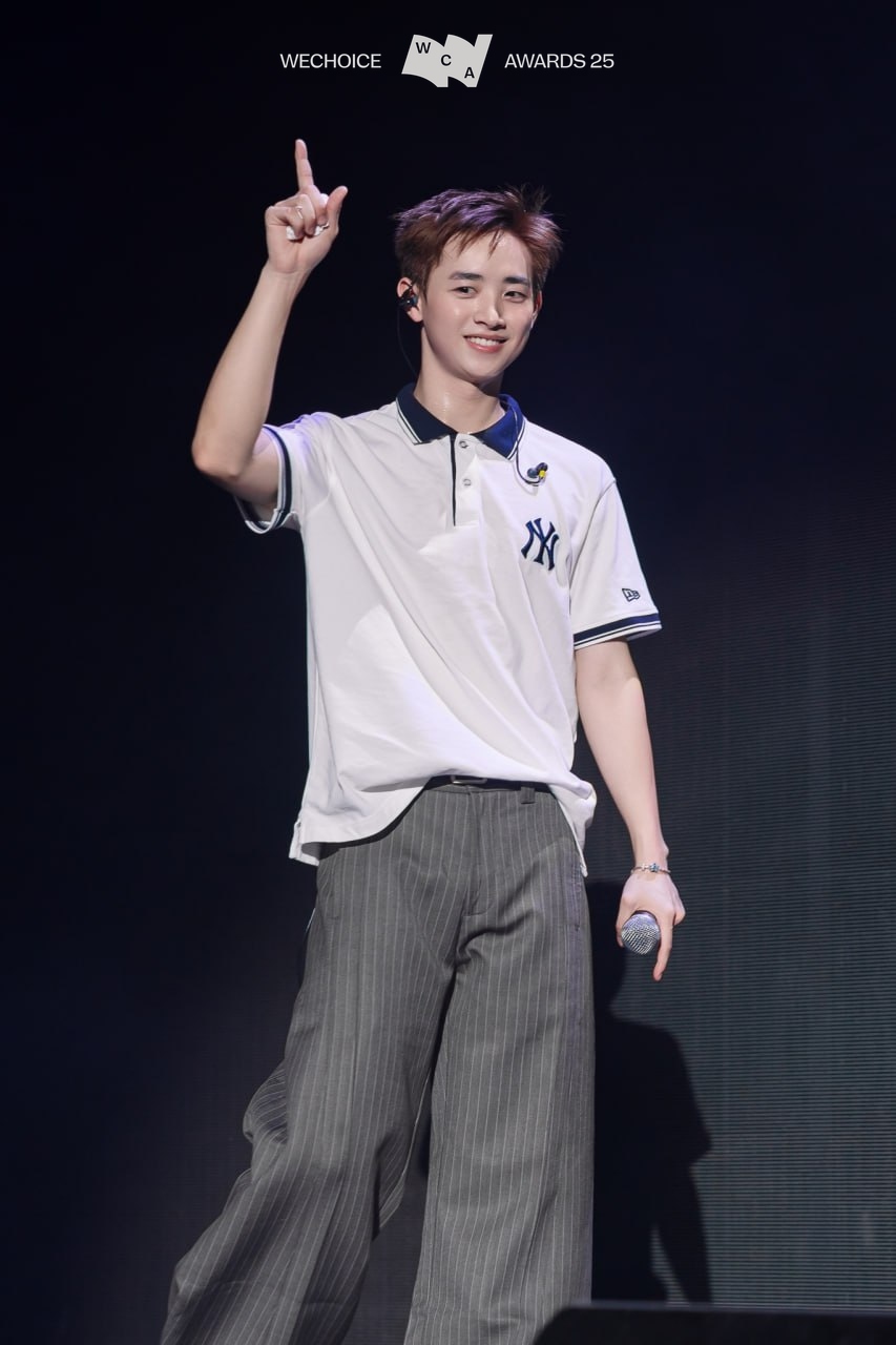 BigDaddy - Đức Ph&uacute;c xuất hiện l&agrave; thấy &ldquo;ch&aacute;y&rdquo;, CONGB - Vương B&igrave;nh "đẹp ph&aacute;t s&aacute;ng&rdquo; trong buổi tổng duyệt WeChoice Awards 2025- Ảnh 5.