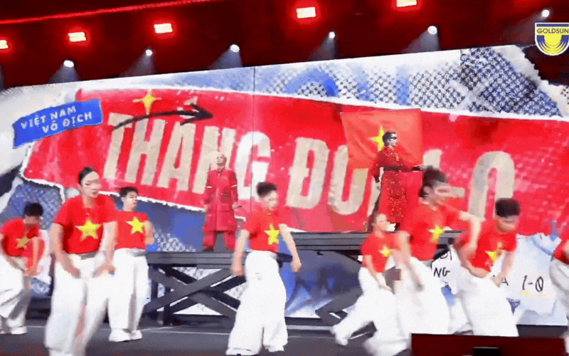 BigDaddy - Đức Phúc - Phúc Du cho cả thế giới biết thế nào là “thắng đời” tại WeChoice, Đình Bắc và BLV Tạ Biên Cương gây bão- Ảnh 2.