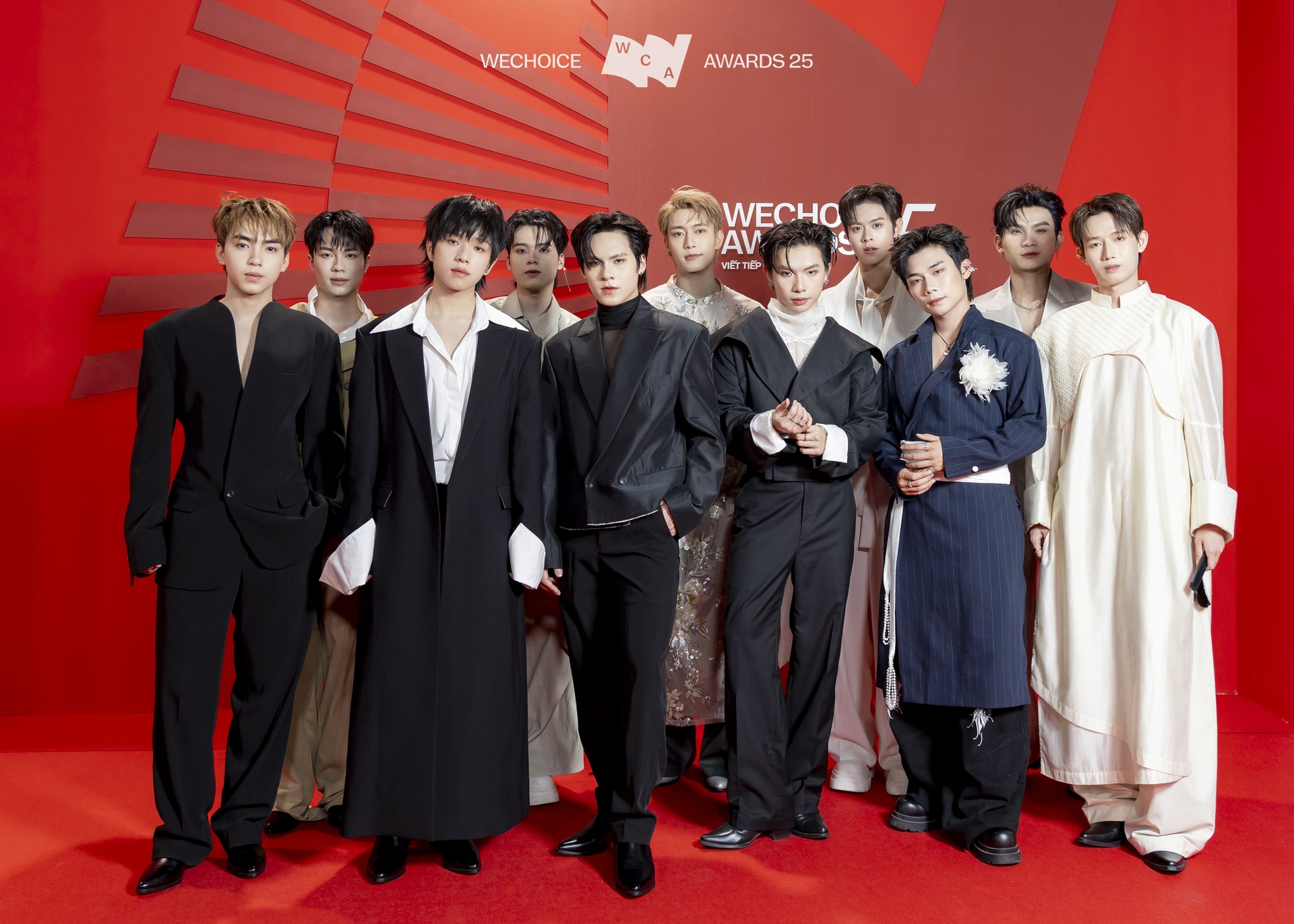 "Vũ trụ" nam thần tại WeChoice 2025: Khung h&igrave;nh d&agrave;n T&acirc;n binh g&acirc;y sốt, người được đề cử đẹp nhất thế giới đỉnh cỡ n&agrave;o?- Ảnh 3.