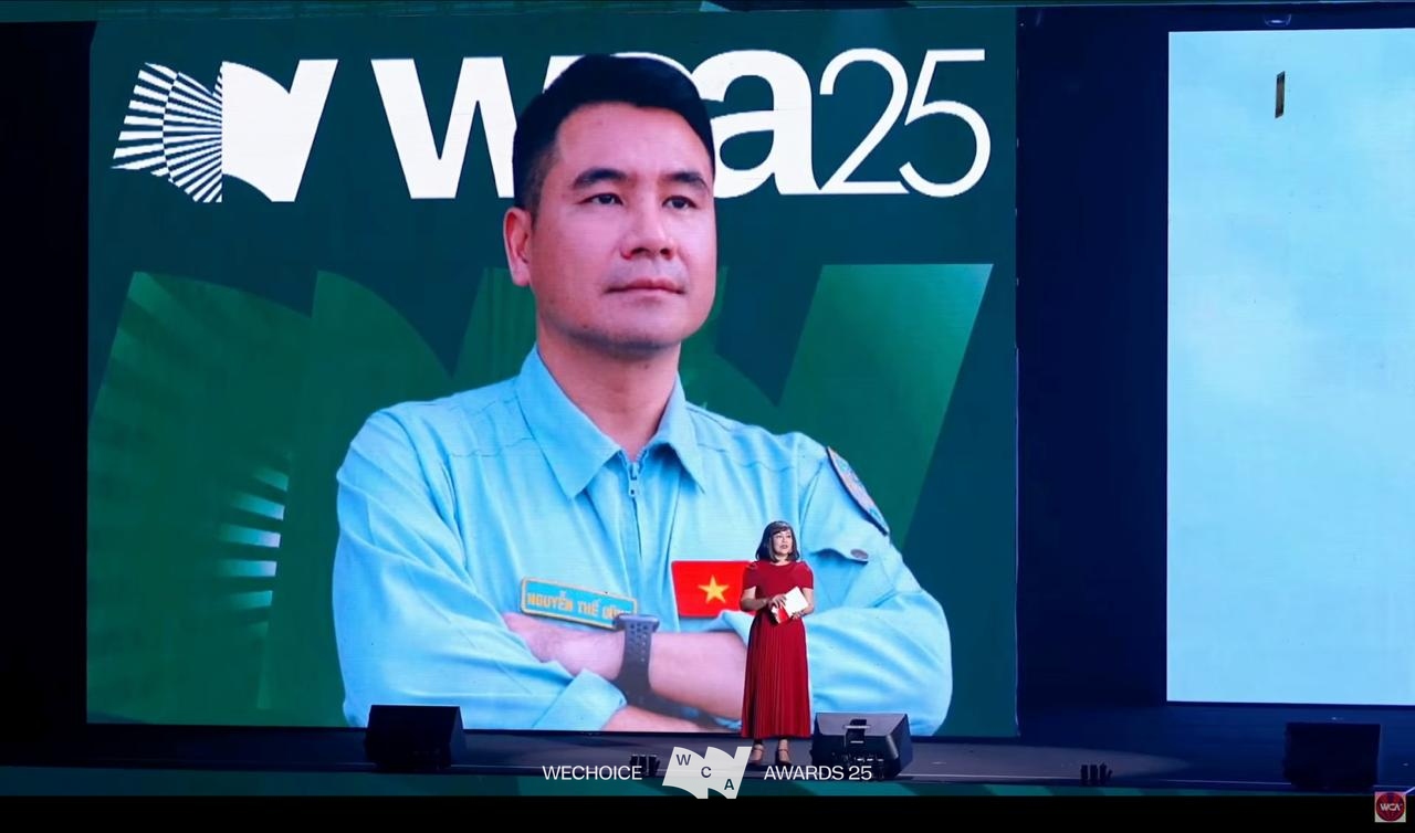 M&agrave;n xuất hiện đặc biệt của Đại t&aacute; Nguyễn Thế Dũng tại WeChoice 2025: C&acirc;u chuyện những người giữ v&ugrave;ng trời Tổ quốc được viết tiếp- Ảnh 5.