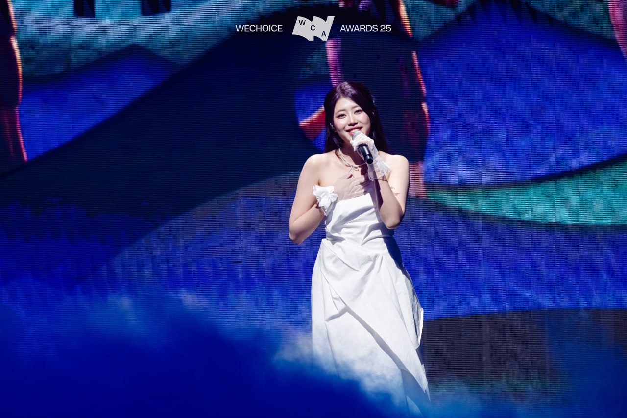 B&ugrave;i C&ocirc;ng Nam - Vương B&igrave;nh - PiaLinh - Kai Đinh &ldquo;lấy nước mắt&rdquo; kh&aacute;n giả tại Gala WeChoice Awards 2025, vừa cất giọng l&agrave; g&acirc;y nghẹn ng&agrave;o- Ảnh 2.