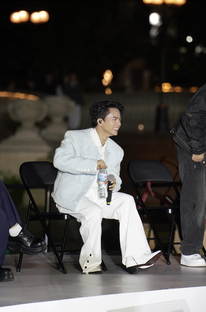 Đại sứ Ch&uacute;t Y&ecirc;n B&ugrave;i C&ocirc;ng Nam c&ugrave;ng d&agrave;n sao Gen Z "đổ bộ" Landmark 81: Kh&ocirc;ng gian &acirc;m nhạc ven s&ocirc;ng kh&ocirc;ng thể bỏ qua để Y&ecirc;n Một Ch&uacute;t- Ảnh 13.