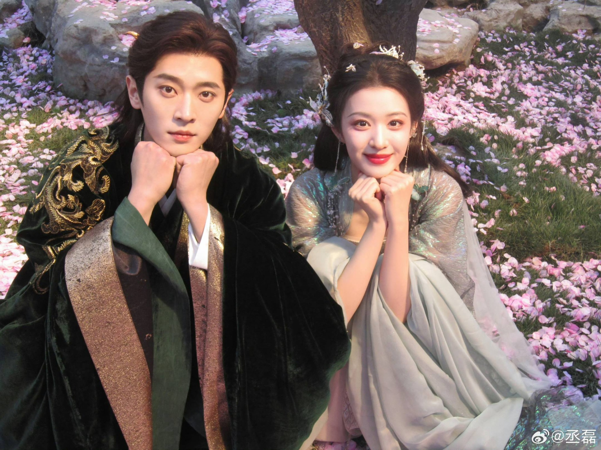 Bạo qu&acirc;n đẹp nhất Trung Quốc hiện tại: C&agrave;ng đi&ecirc;n c&agrave;ng cuốn, nhan sắc n&acirc;ng tầm cả bộ phim- Ảnh 2.