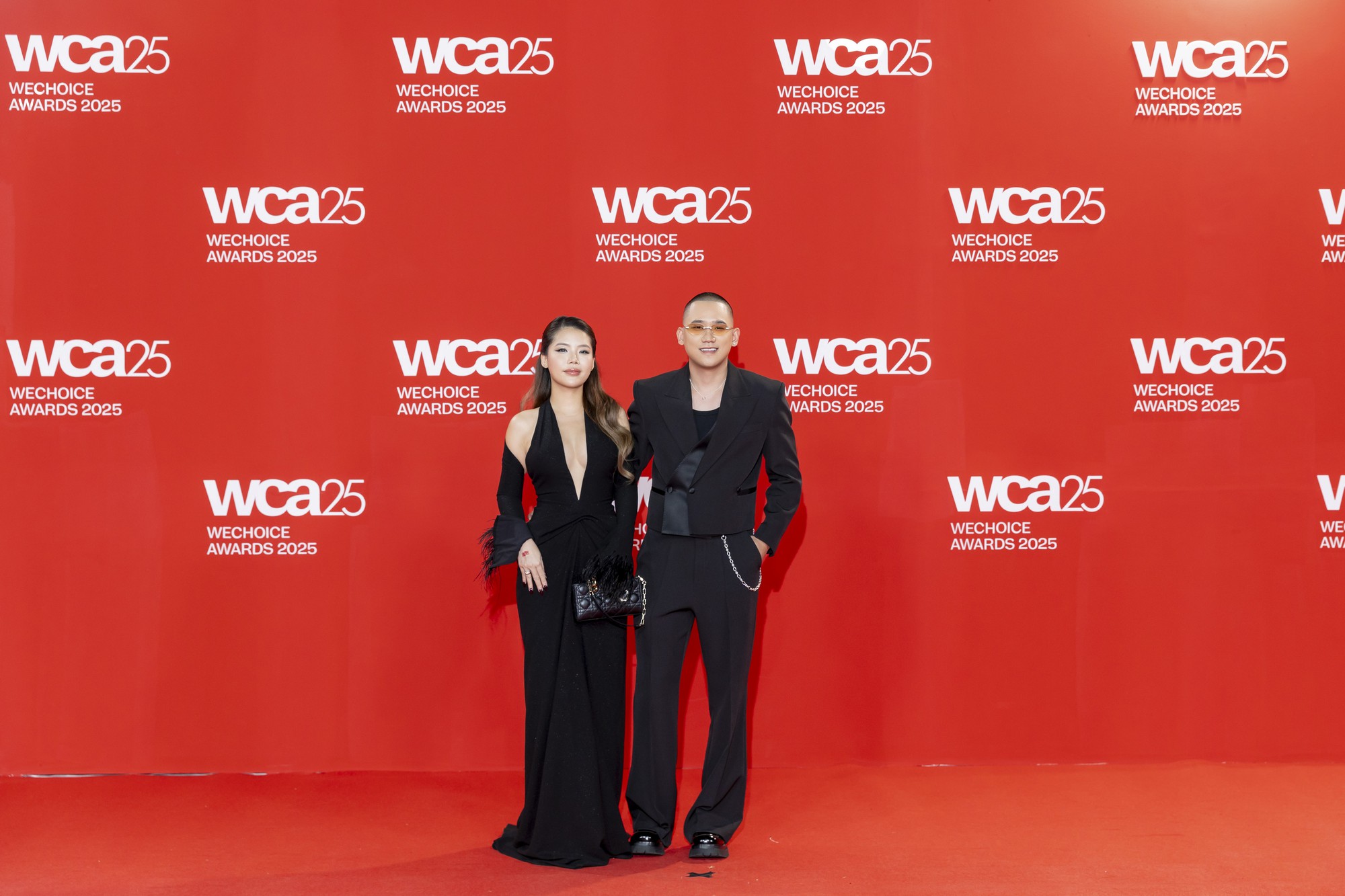Loạt visual b&ugrave;ng nổ của d&agrave;n trai xinh, g&aacute;i đẹp tr&ecirc;n thảm đỏ WeChoice Awards 2025!- Ảnh 11.
