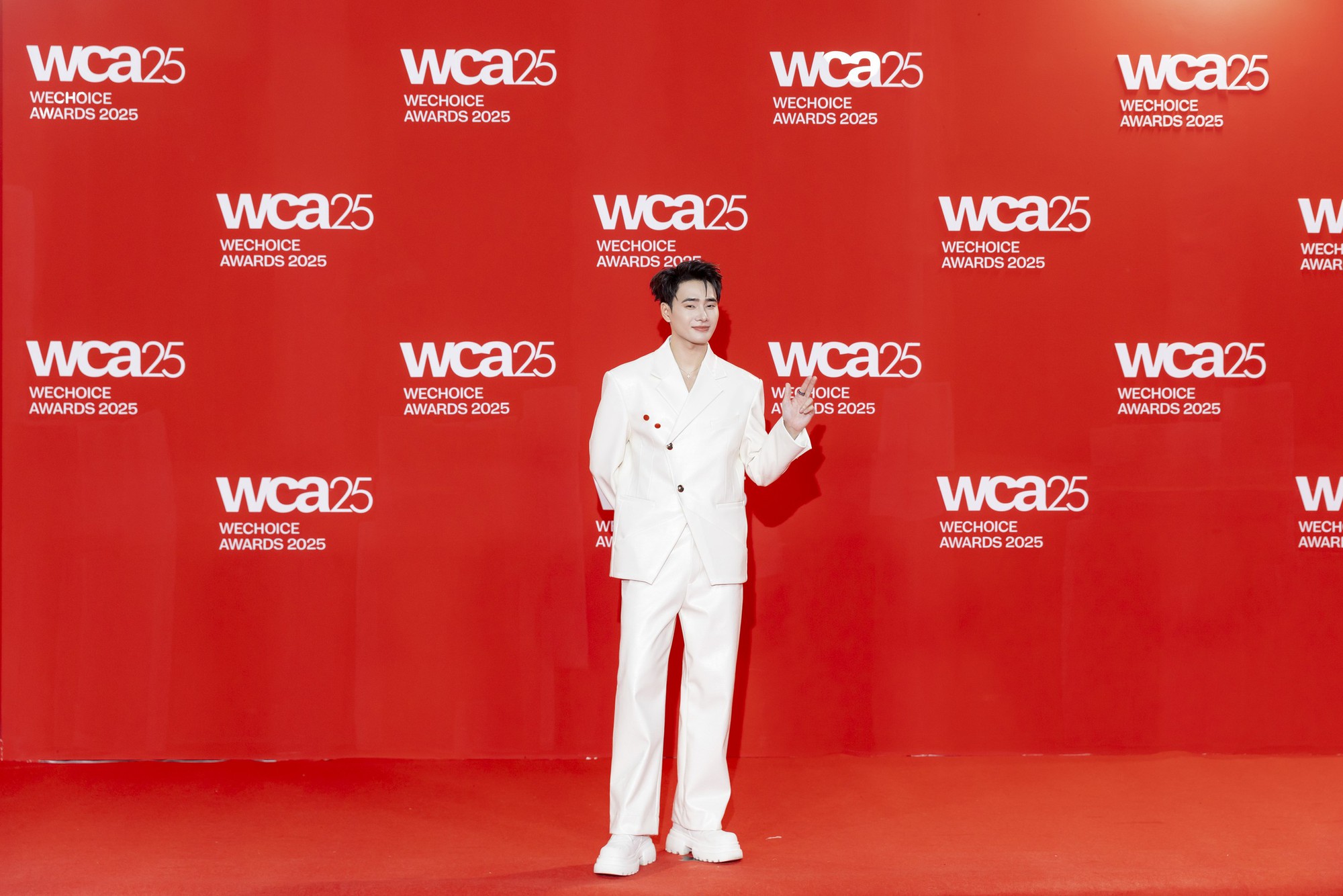 "Vũ trụ" nam thần tại WeChoice 2025: Khung h&igrave;nh d&agrave;n T&acirc;n binh g&acirc;y sốt, người được đề cử đẹp nhất thế giới đỉnh cỡ n&agrave;o?- Ảnh 8.