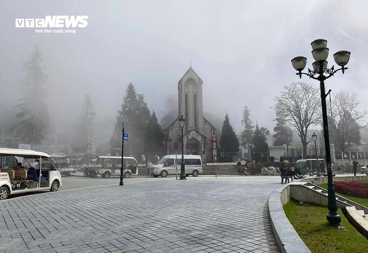 Chuy&ecirc;n gia chỉ nguy&ecirc;n nh&acirc;n cốt l&otilde;i khiến Sa Pa hầu như hết tuyết- Ảnh 1.