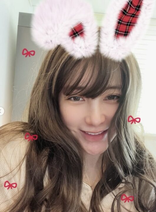 Kh&ocirc;ng c&ograve;n nhận ra nữ ca sĩ đ&igrave;nh đ&aacute;m bị chồng doanh nh&acirc;n 