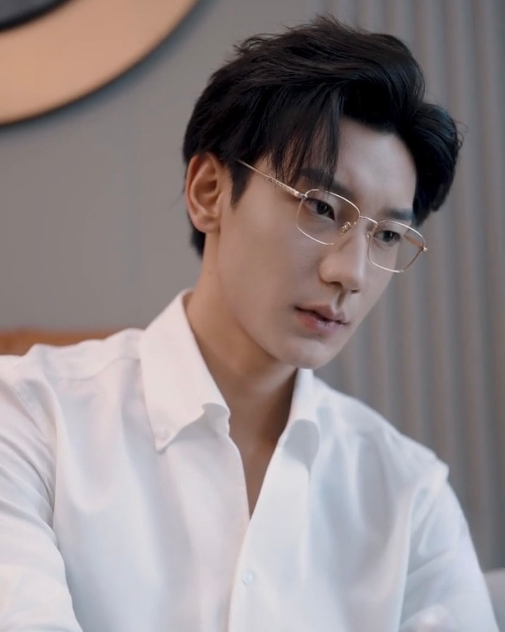 Nam diễn vi&ecirc;n sinh năm 97 đi t&ugrave; v&igrave; ngoại t&igrave;nh, đ&aacute;nh vợ chỉ sau 6 ng&agrave;y cưới- Ảnh 1.