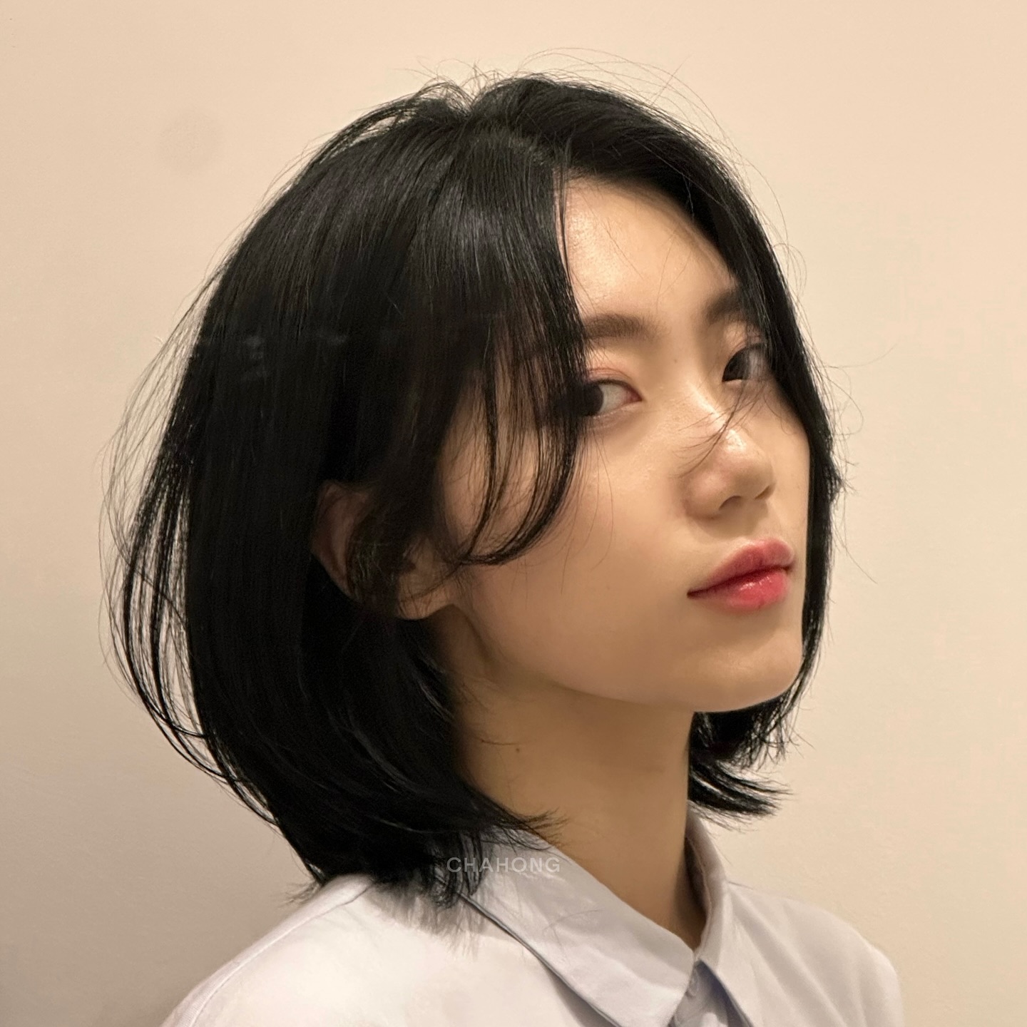 Suy cho c&ugrave;ng, t&oacute;c ngắn layer vẫn l&agrave; dễ &aacute;p dụng nhất v&agrave; 5 kiểu tuyệt đẹp n&ecirc;n cắt- Ảnh 2.