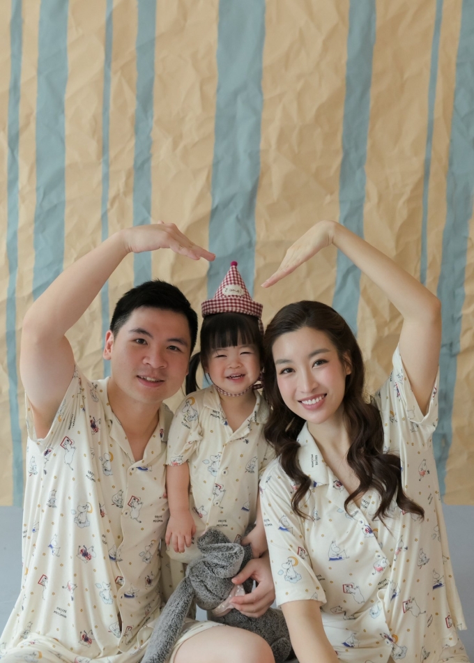 400.000 người xem &aacute;i nữ nh&agrave; Đỗ Mỹ Linh lần đầu l&agrave;m vedette, chuẩn con nh&agrave; n&ograve;i l&agrave; đ&acirc;y!- Ảnh 3.