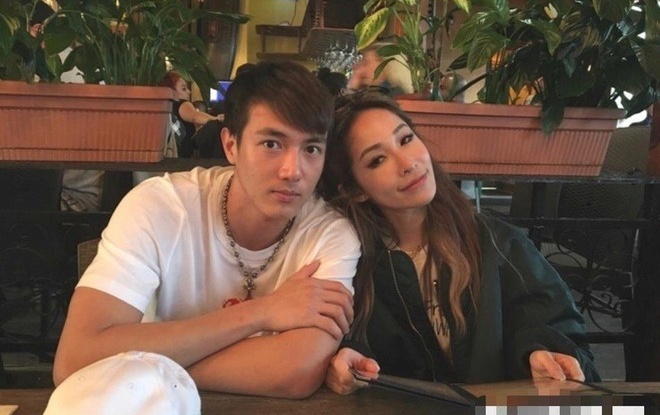 Nữ ca sĩ bị tai nạn đến hủy dung: Vết thương hoại tử 2 th&aacute;ng, giờ g&acirc;y sốc với 