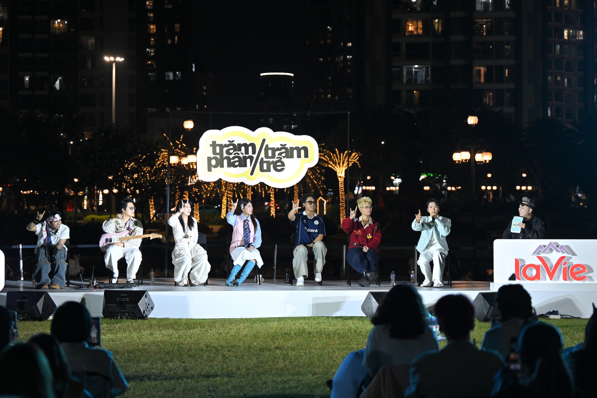 Đại sứ Ch&uacute;t Y&ecirc;n B&ugrave;i C&ocirc;ng Nam c&ugrave;ng c&aacute;c giọng ca Gen Z cực hot mang &ldquo;Ch&uacute;t Y&ecirc;n&rdquo; đến Thế hệ Trăm Phần Trăm Trẻ- Ảnh 4.