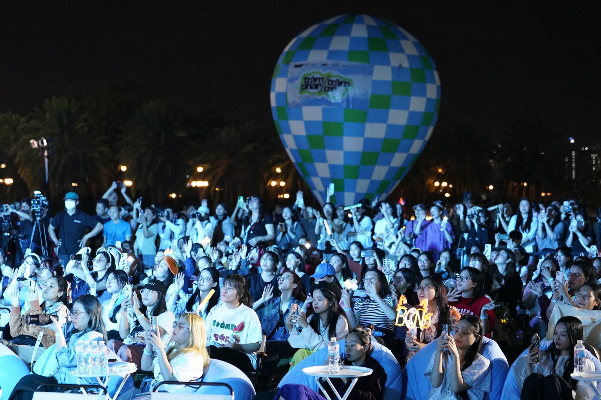 Đại sứ Ch&uacute;t Y&ecirc;n B&ugrave;i C&ocirc;ng Nam c&ugrave;ng c&aacute;c giọng ca Gen Z cực hot mang &ldquo;Ch&uacute;t Y&ecirc;n&rdquo; đến Thế hệ Trăm Phần Trăm Trẻ- Ảnh 10.