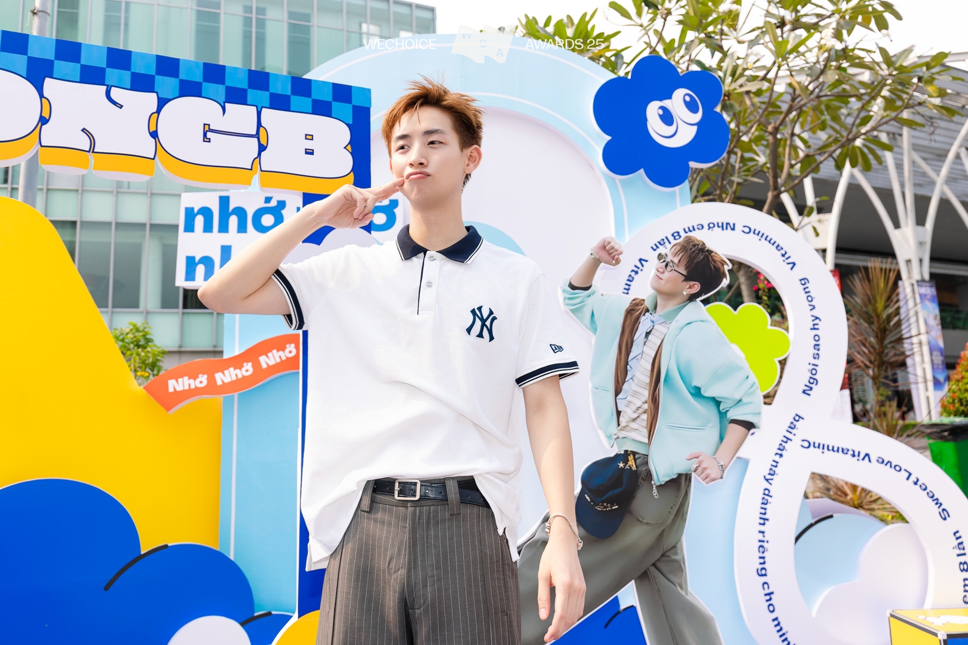 Trọn bộ visual của trai đẹp CONGB tại WeChoice Awards 2025: Chỉ 1 từ quá 