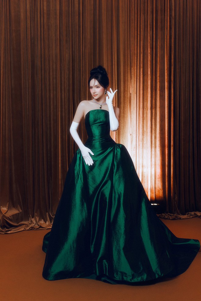 Hương Giang đẹp nuột, eo thắt bé xíu "chặt đẹp" loạt mỹ nhân: Rất thích dùng thứ này ăn thay cơm của người Việt, vừa đẹp vừa tốt sức khỏe- Ảnh 4.