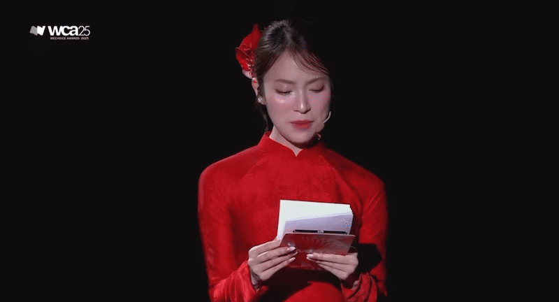 CLIP: Trường đoạn chạm cảm x&uacute;c khiến d&agrave;n sao Mưa Đỏ, Kh&aacute;nh Vy bật kh&oacute;c ở Gala WeChoice- Ảnh 7.