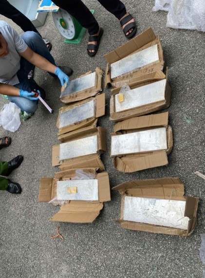 C&ocirc;ng an Lạng Sơn triệt ph&aacute; đường d&acirc;y bu&ocirc;n lậu bạc lớn nhất từ trước đến nay- Ảnh 1.