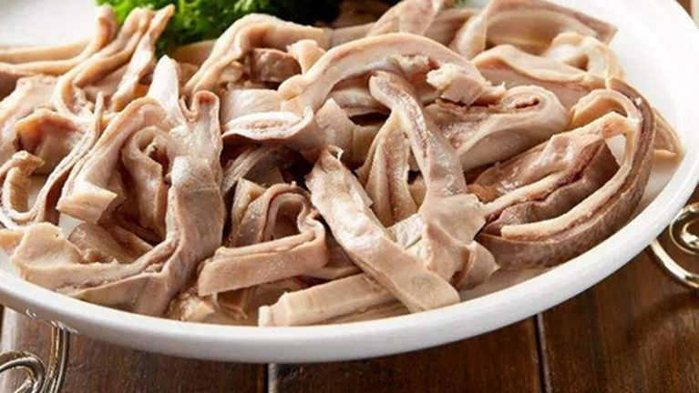 Phần n&agrave;y của con lợn được v&iacute; như &ldquo;tinh hoa&rdquo;: Vừa rẻ, vừa ngon, gi&uacute;p đẹp da, bổ m&aacute;u, tốt cho phổi- Ảnh 1.