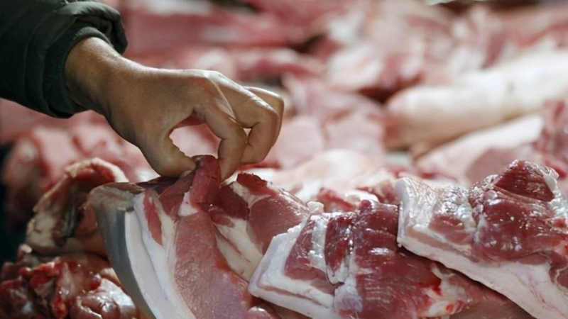 Tại sao người b&aacute;n thường d&ugrave;ng giẻ lau thịt lợn? Biết được b&iacute; mật n&agrave;y t&ocirc;i đ&atilde; kh&ocirc;ng bao giờ mua thịt lợn một c&aacute;ch m&ugrave; qu&aacute;ng nữa!- Ảnh 4.