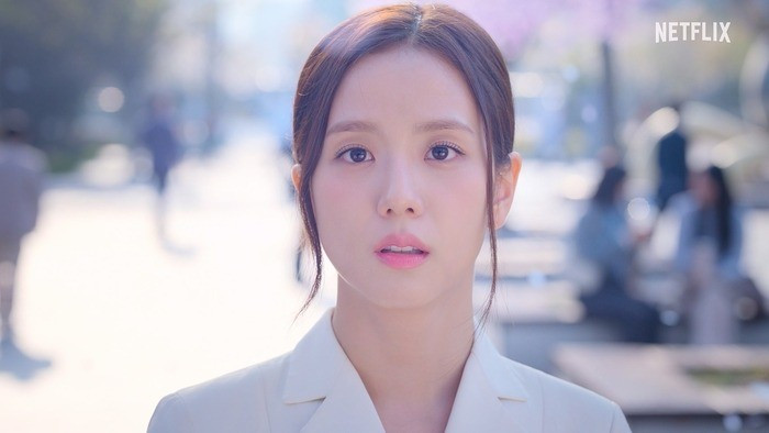 Jisoo (BlackPink) tiếp tục bị ch&ecirc;- Ảnh 6.