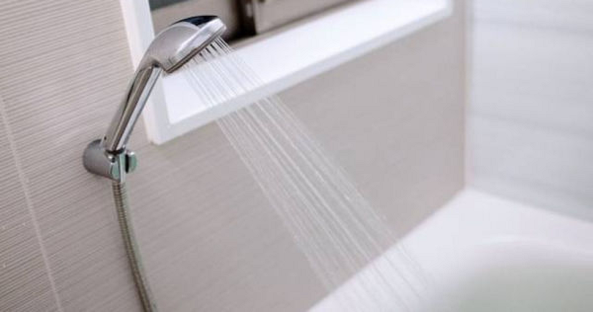 Người đàn ông 53 tuổi tử vong vì mê tắm theo cách "chẳng giống ai" sau khi đi chạy về- Ảnh 1.