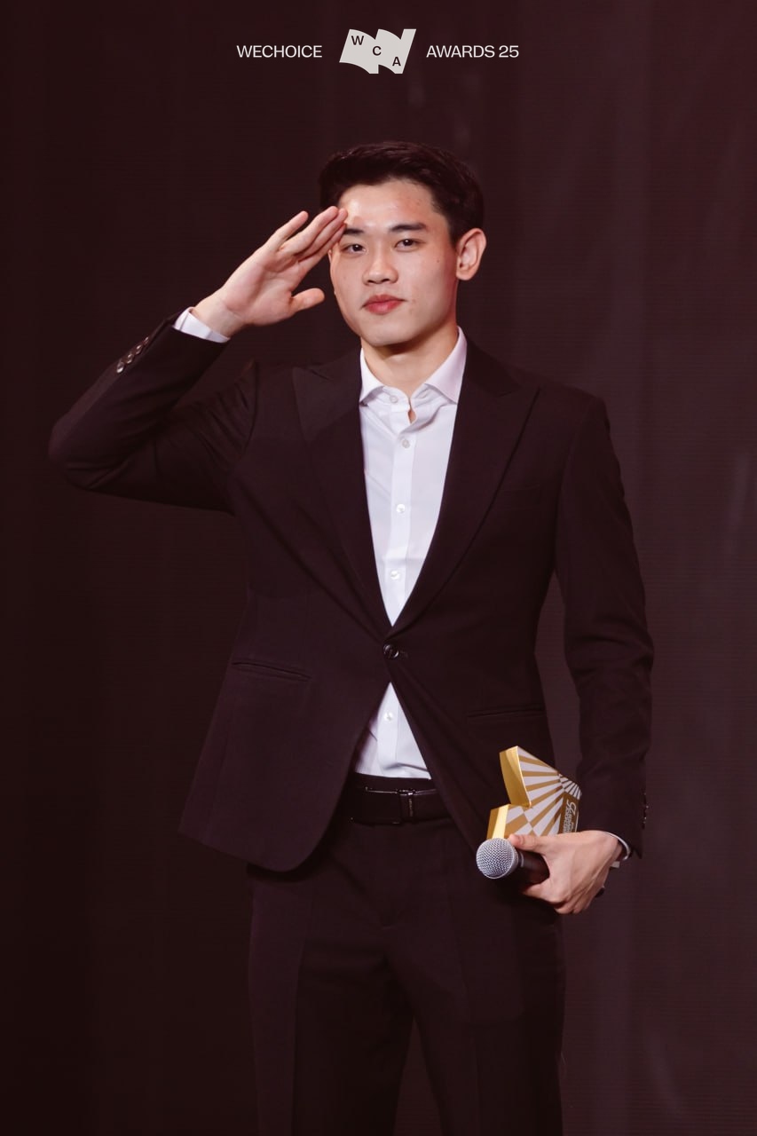 M&agrave;n bắn "tiếng Nghệ An" g&acirc;y sốt của Kh&aacute;nh Vy - Đ&igrave;nh Bắc: 2 anh t&agrave;i xứ Nghệ hội tụ ở WeChoice Awards- Ảnh 2.