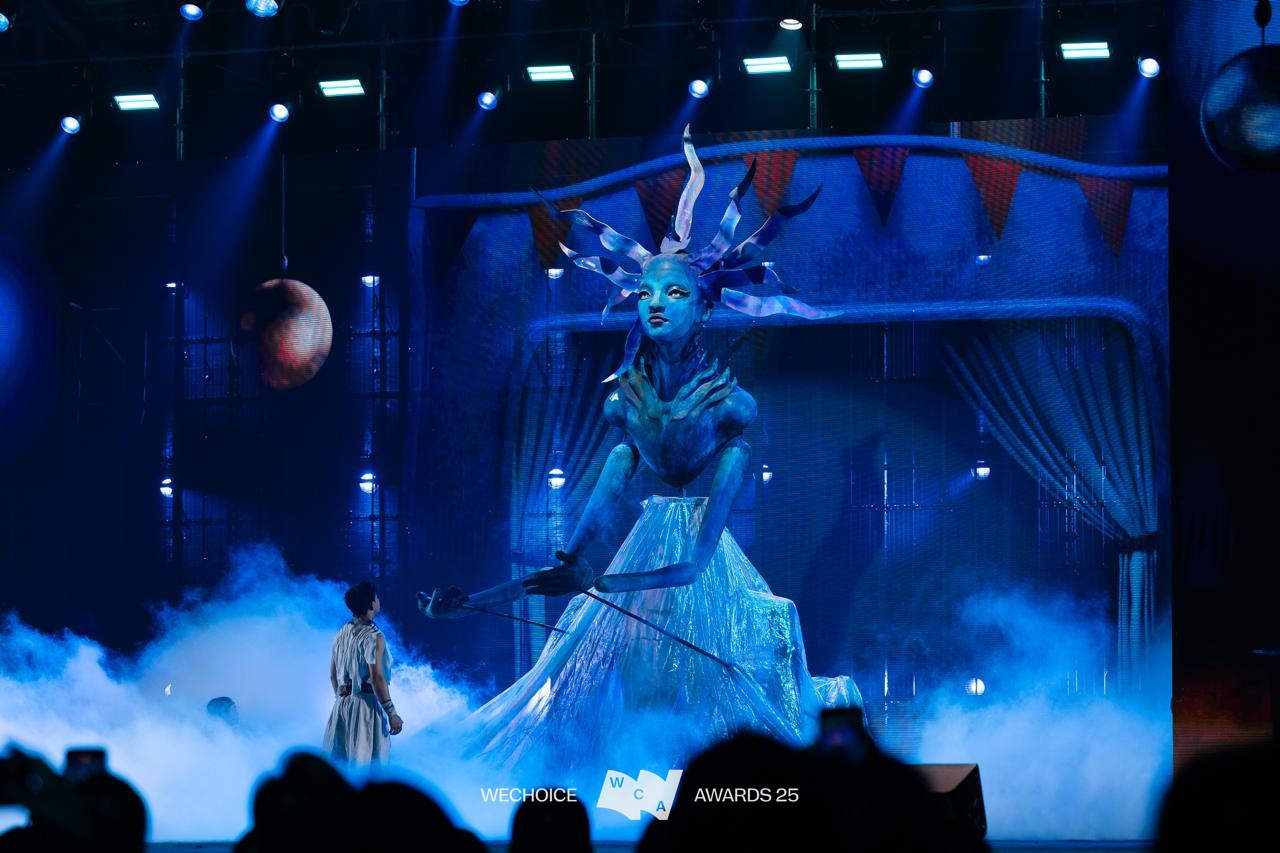 Trọn vẹn trường đoạn x&uacute;c động nhất tại Gala WeChoice 2025: Lần đầu ti&ecirc;n, c&acirc;u chuyện của 21 đề cử Truyền cảm hứng được kể theo c&aacute;ch n&agrave;y!- Ảnh 14.