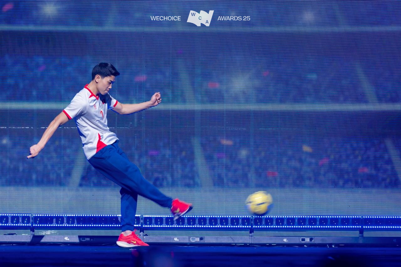 Khoảnh khắc &ldquo;ngại hết cả Đ&igrave;nh Bắc&rdquo; h&uacute;t 100 ngh&igrave;n lượt tương t&aacute;c, nhạc chiến &ldquo;cameo" xịn kh&ocirc;ng hot qu&aacute; ph&iacute;!- Ảnh 6.