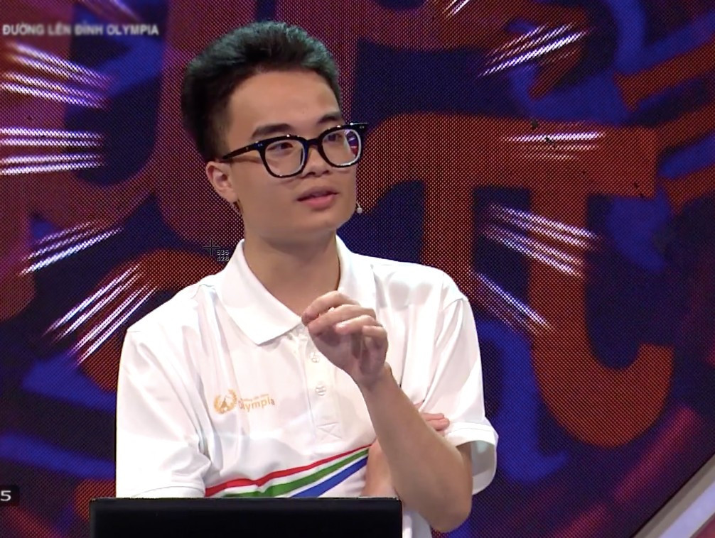 Nam sinh Hà Nội giỏi Toán thích làm thơ, giành vòng nguyệt quế Đường Lên Đỉnh Olympia- Ảnh 1.