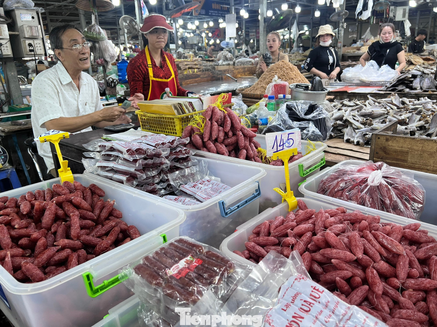Săn c&aacute;, t&ocirc;m gi&aacute; 'rẻ kh&ocirc;ng tưởng' ở thủ phủ đồ kh&ocirc; S&agrave;i th&agrave;nh- Ảnh 8.