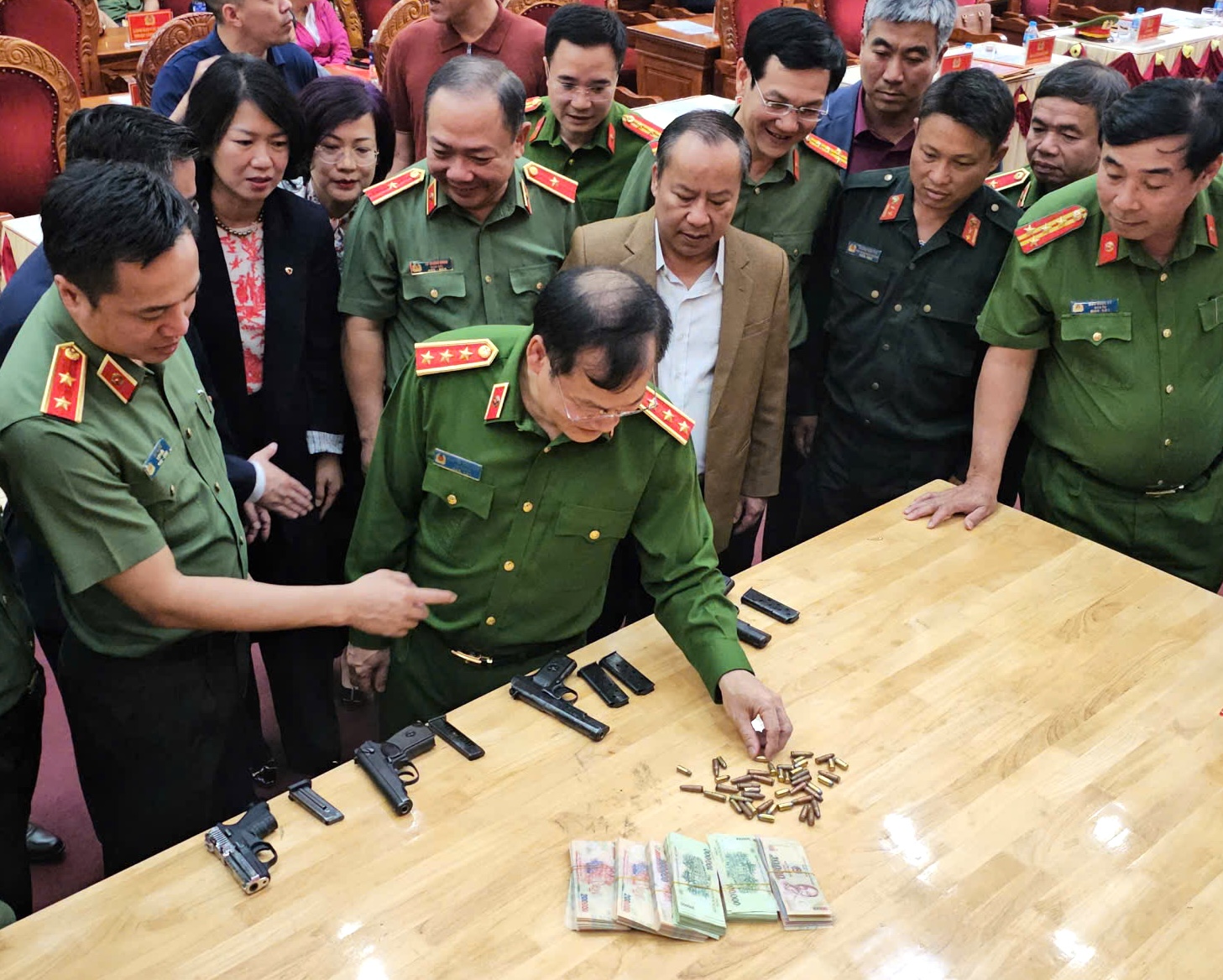 H&eacute; lộ manh mối bất ngờ khiến nh&oacute;m cướp ng&acirc;n h&agrave;ng ở Gia Lai sa lưới- Ảnh 3.