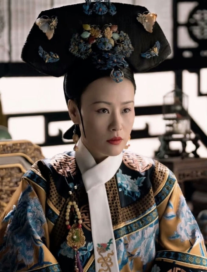 Ho&agrave;ng Th&aacute;i Hậu 