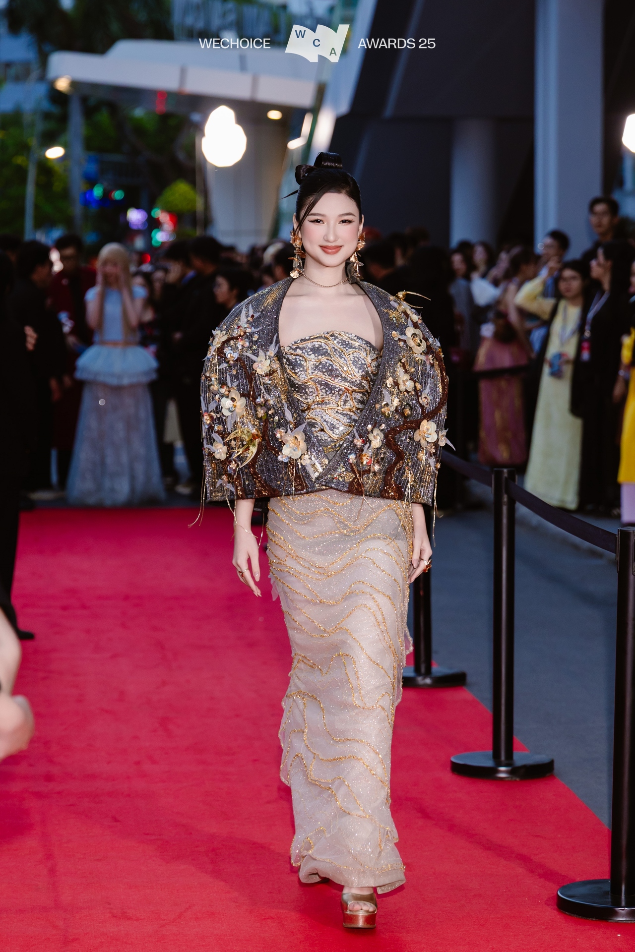 T&igrave;m ra chủ nh&acirc;n của outfit số 1 WeChoice 2025: D&agrave;n sao nghĩ g&igrave; về đề b&agrave;i mở, dresscode kh&ocirc;ng m&agrave;u sắc đầy 