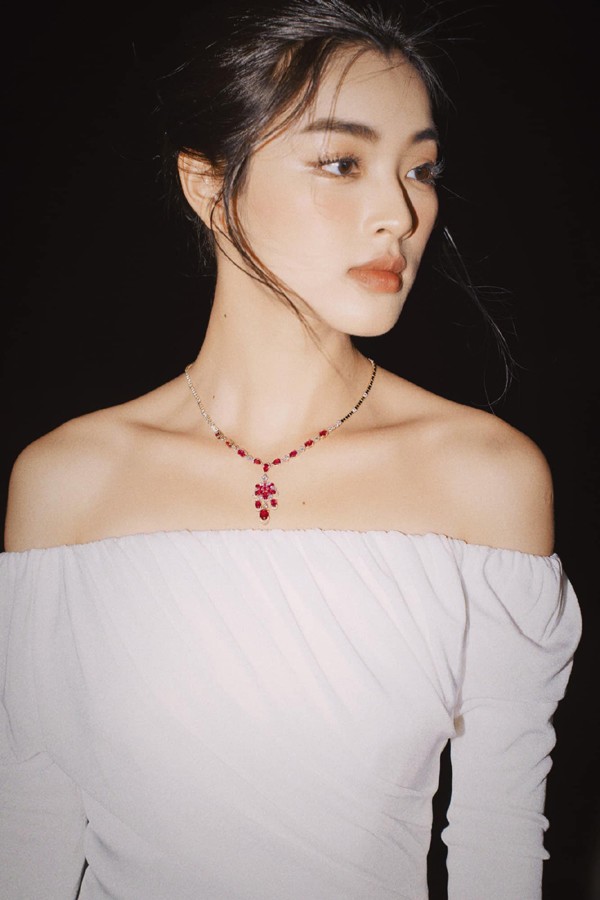 "N&agrave;ng thơ" Vbiz được cầu h&ocirc;n- Ảnh 6.