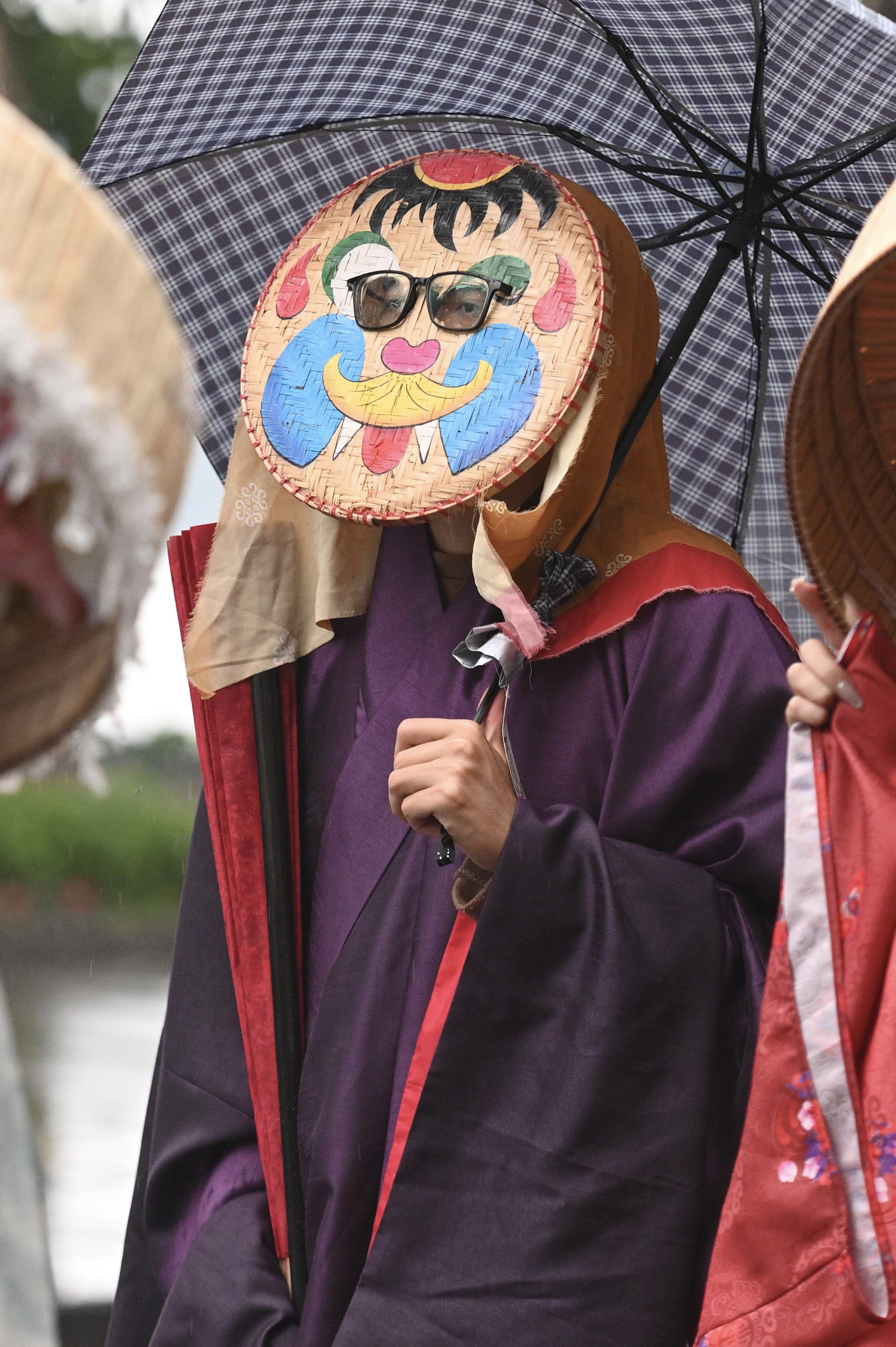 Giữa mưa r&eacute;t 15 độ, B&aacute;ch Hoa Bộ H&agrave;nh đ&atilde; tạo n&ecirc;n khung cảnh hiếm thấy giữa H&agrave; Nội- Ảnh 19.