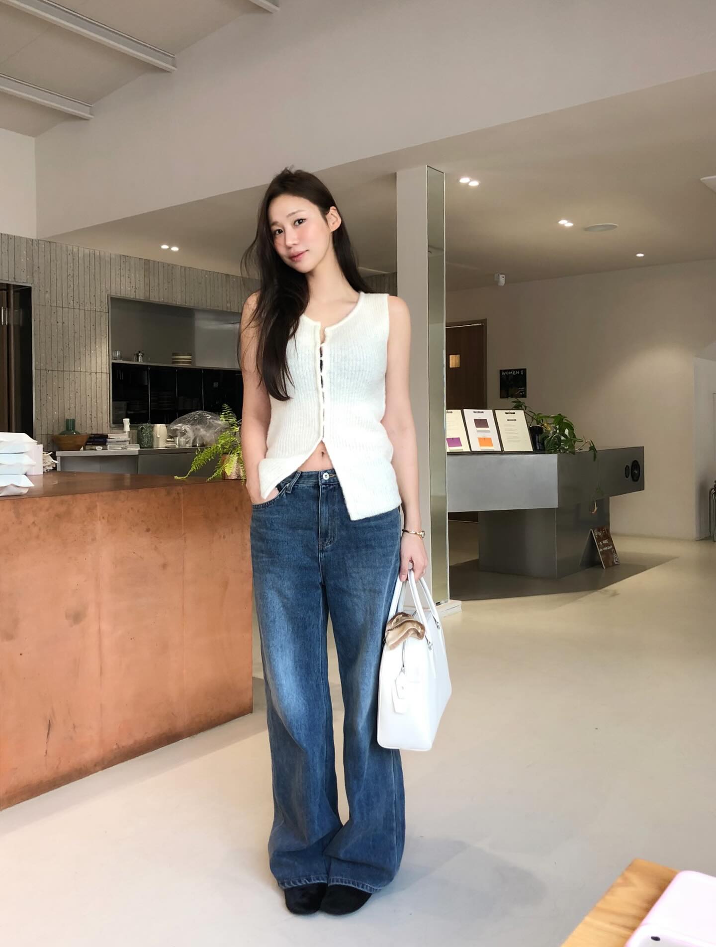 Chị em sắm ngay 5 item này để mặc nếu Tết ấm áp- Ảnh 10.