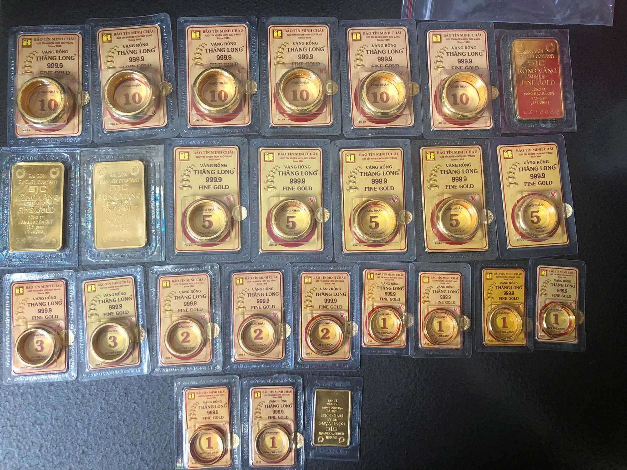 Từng kh&ocirc;ng mua nổi nửa chỉ v&agrave;ng, giờ đ&atilde; t&iacute;ch lũy 10 c&acirc;y v&agrave;ng sau 1 thập kỷ: Đ&acirc;y l&agrave; 5 sự thật c&oacute; thể chưa ai n&oacute;i- Ảnh 2.