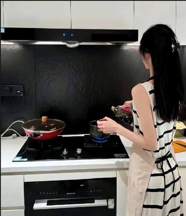 Vụ lừa đảo chấn động dư luận Trung Quốc: Trợ l&yacute; mạo danh KOL trục lợi 4 tỷ đồng- Ảnh 3.