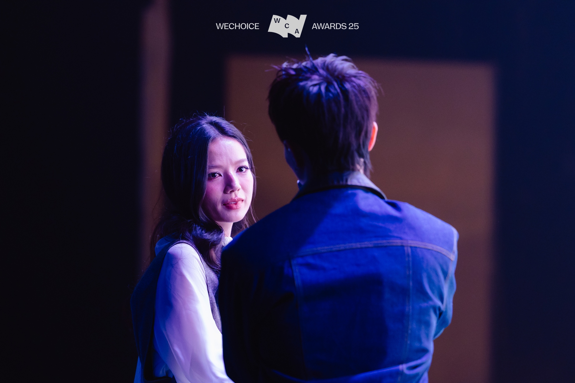 Thần ti&ecirc;n tỷ tỷ đẹp đi&ecirc;n đảo của WeChoice 2025 khiến netizen li&ecirc;n tưởng tới tiểu c&ocirc;ng ch&uacute;a thế hệ mới của Cbiz- Ảnh 3.