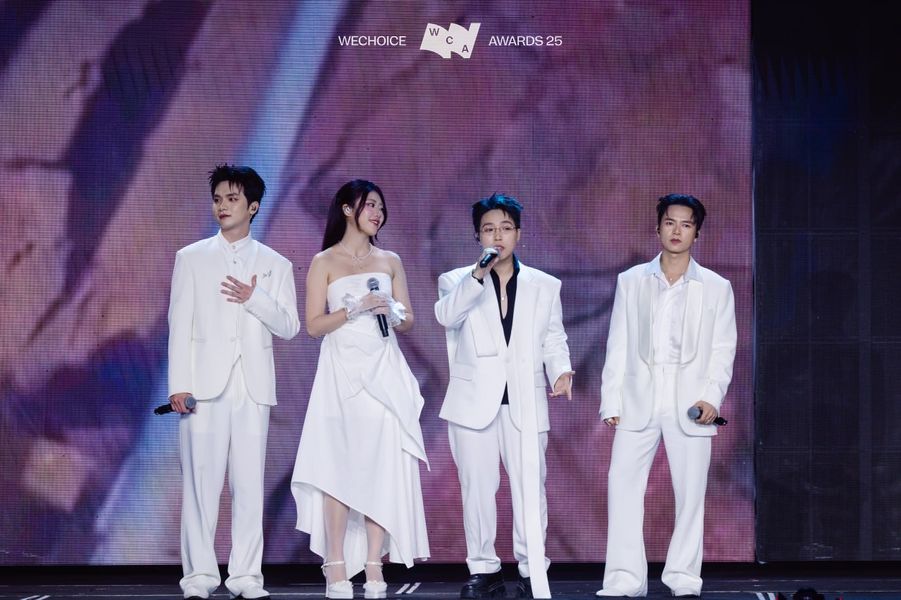 Sốc visual cặp song trùng đẹp nhất showbiz Việt, 3 giây góc nghiêng quét sạch cam thường- Ảnh 2.