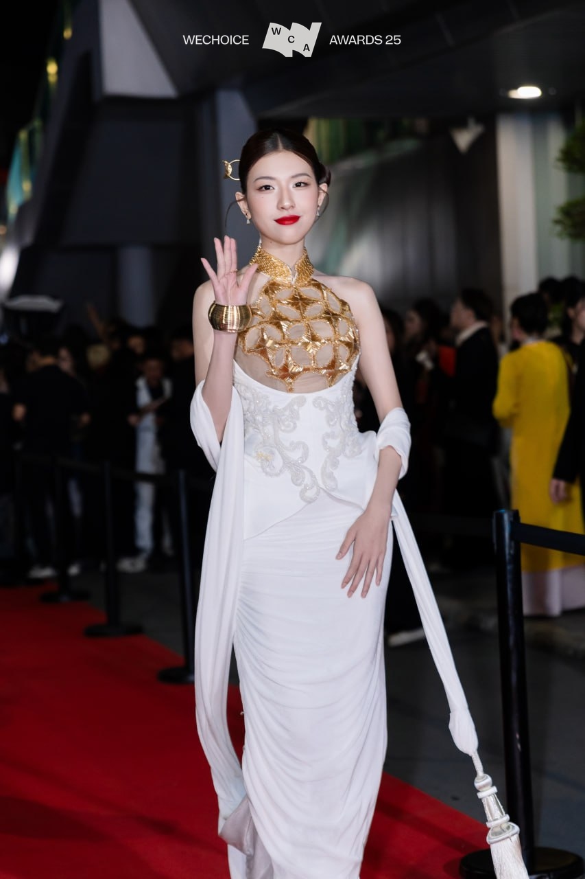 N&agrave;ng Mơ, Meichan, Lamoon v&agrave; d&agrave;n mỹ nh&acirc;n quyết "chơi lớn"!- Ảnh 8.