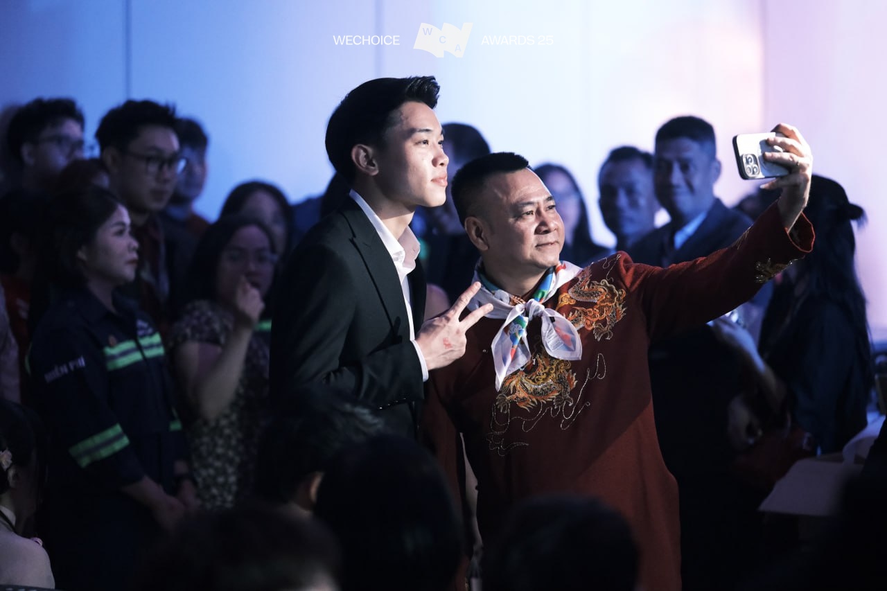 Ch&ugrave;m ảnh chưa từng được c&ocirc;ng bố của 21 Nh&acirc;n vật Truyền cảm hứng tại Gala WeChoice Awards 2025- Ảnh 7.