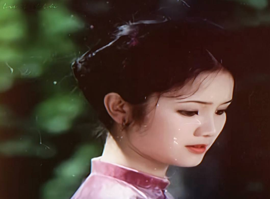 Việt Nam bao giờ mới c&oacute; th&ecirc;m tiểu thư khu&ecirc; c&aacute;c đẹp cỡ n&agrave;y, lục 1000 cuốn từ điển cũng kh&ocirc;ng đủ từ để khen- Ảnh 4.