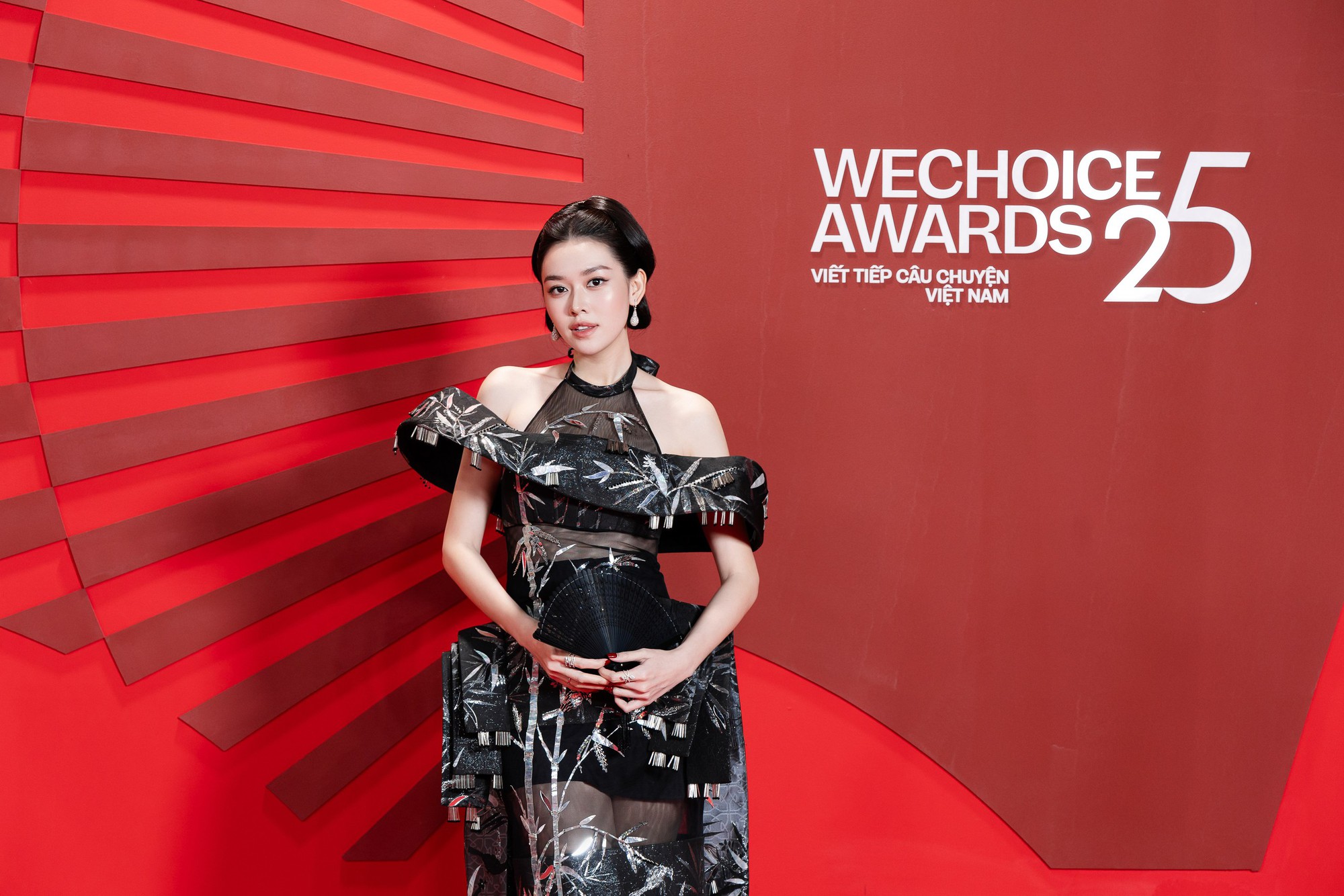 Điều g&acirc;y ch&uacute; &yacute; của &Aacute; hậu Tường San!- Ảnh 2.